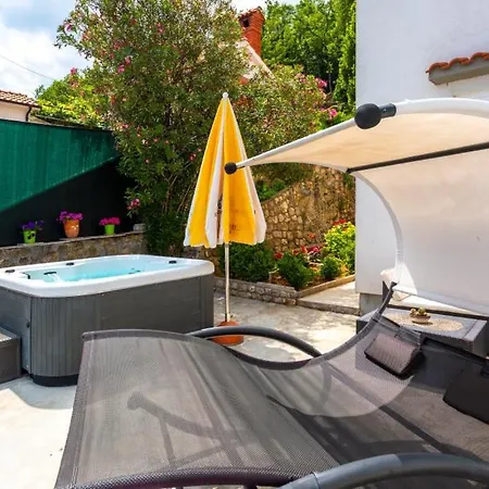 Zora 2 By Guide * Moscenice