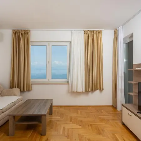 Zora 2 By Guide Apartment Moscenice